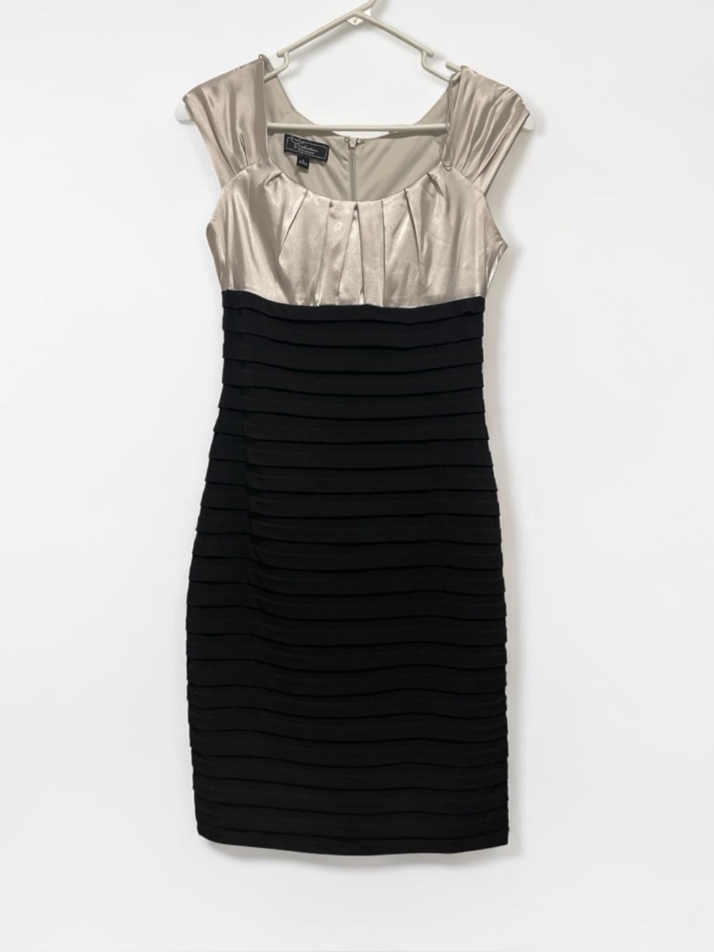 Black Cream Colorblock Sheath Dress Size 4 Work Office Career